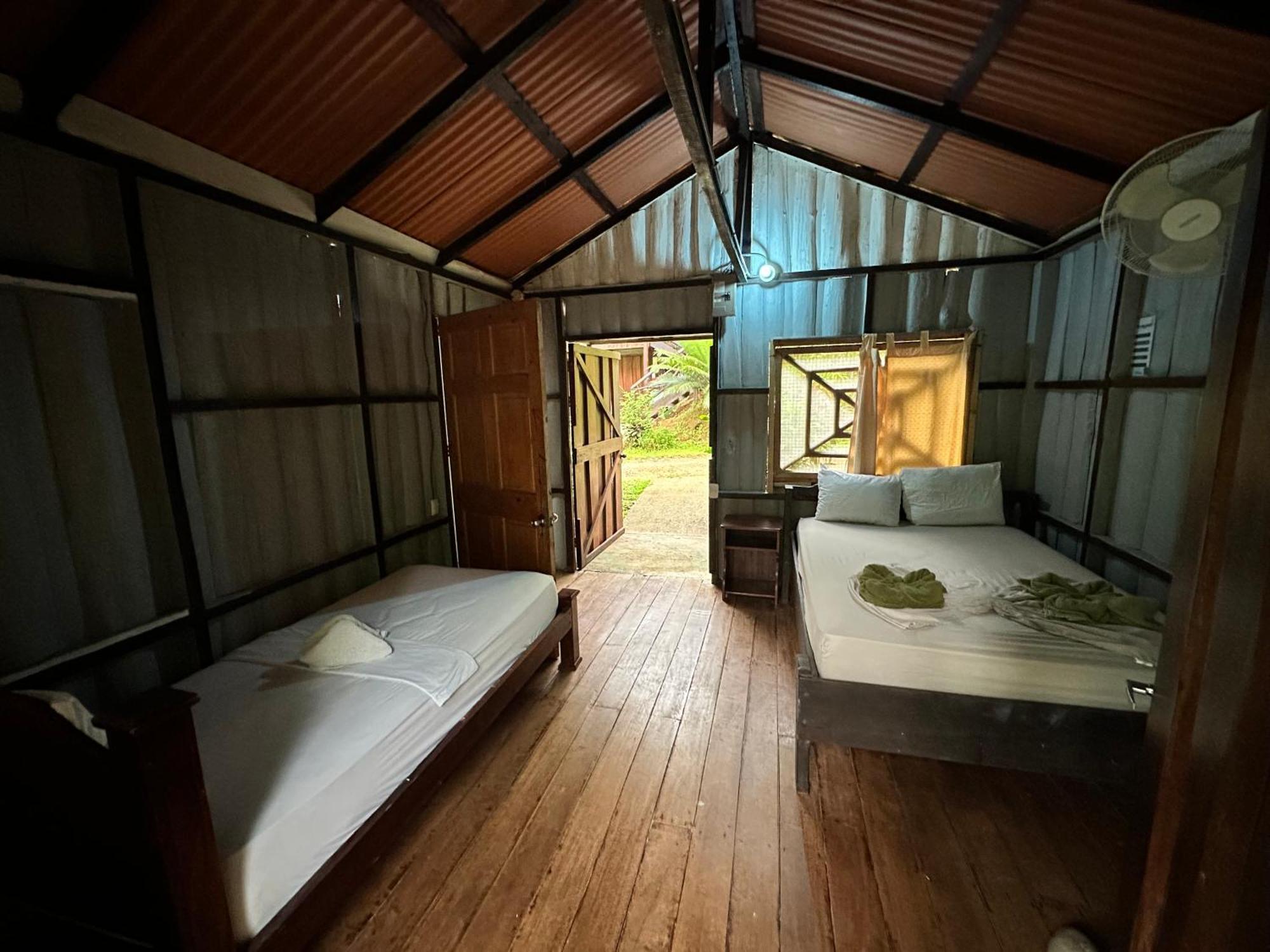 Sukia Hostel Drakes Bay Eksteriør billede